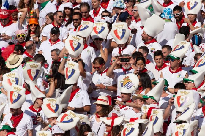 Ambiente en el tendido de sol durante la corrida del día 9 de 2019.