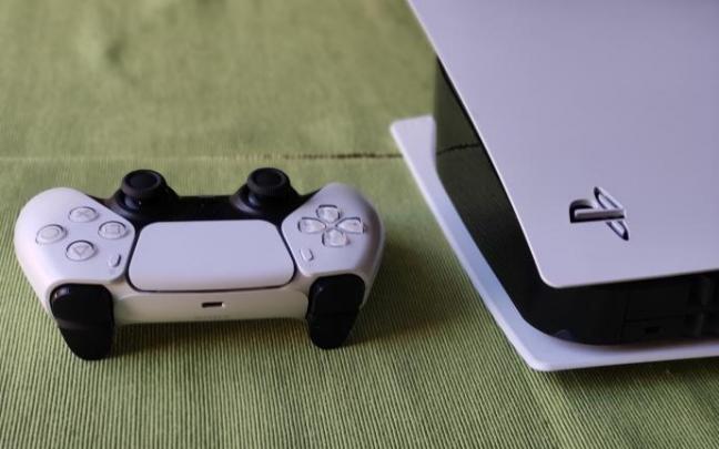 Microsoft tendrá la propiedad de populares sagas de videojuegos como 'Call of Duty', 'Warcraft', 'Diablo', 'Overwatch' o 'Candy Crush' Microsoft tendrá la propiedad de populares sagas de videojuegos como 'Call of Duty', 'Warcraft', 'Diablo', 'Overwatch' o 'Candy Crush'