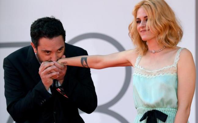 Pablo Larraín y Kristen Stewart, director y protagonista de "Spencer Pablo Larraín y Kristen Stewart, director y protagonista de "Spencer
