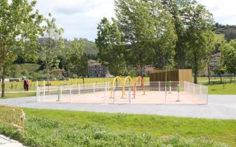 El parque Ibaun contará en próximas fechas con el splash park de Etxebarria. El parque Ibaun contará en próximas fechas con el splash park de Etxebarria.