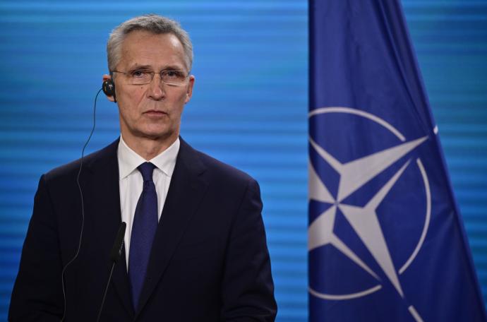La OTAN sellará un aumento de las tropas desplegadas en el este de Europa y más ayuda militar para Ucrania