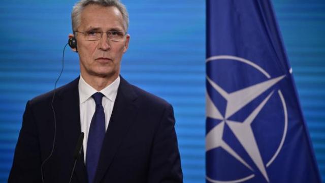 La OTAN sellará un aumento de las tropas desplegadas en el este de Europa y más ayuda militar para Ucrania