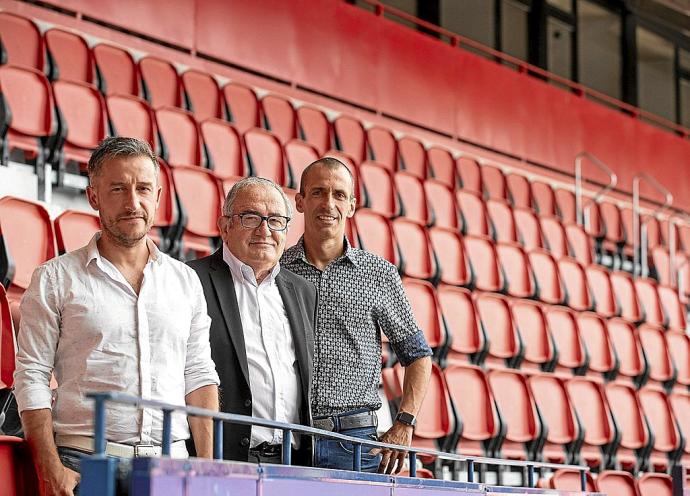 De izquierda a derecha: Ángel Alcalde, Luis Sabalza y Patxi Puñal. Foto: CA Osasuna