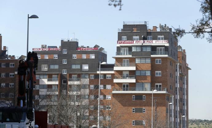 La subida del euríbor encarecerá las hipotecas.