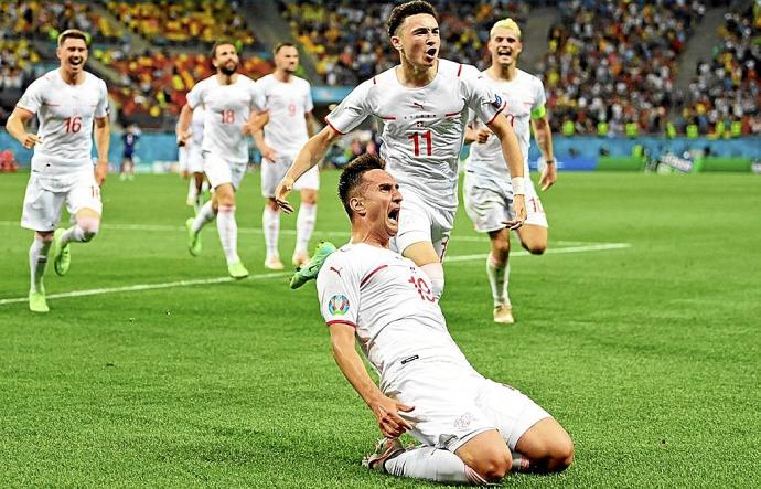 Los jugadores de Suiza celebran su pase a los cuartos de final de la Eurocopa. Foto: UEFA