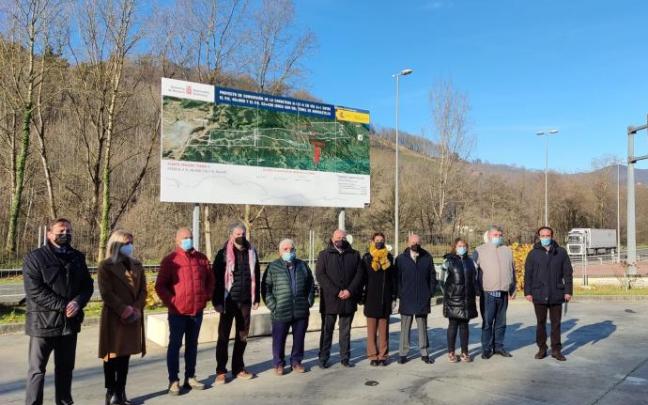 Visita al inicio de obras de la transformación de la N-121-A en una vía 2+1. Visita al inicio de obras de la transformación de la N-121-A en una vía 2+1.