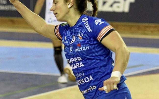 Alba Menéndez, en el duelo ante el Elche. Foto: Javi Colmenero