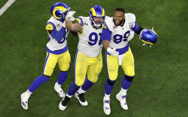 Los Rams finalmente se han impuesto en una Super Bowl ajustada Los Rams finalmente se han impuesto en una Super Bowl ajustada