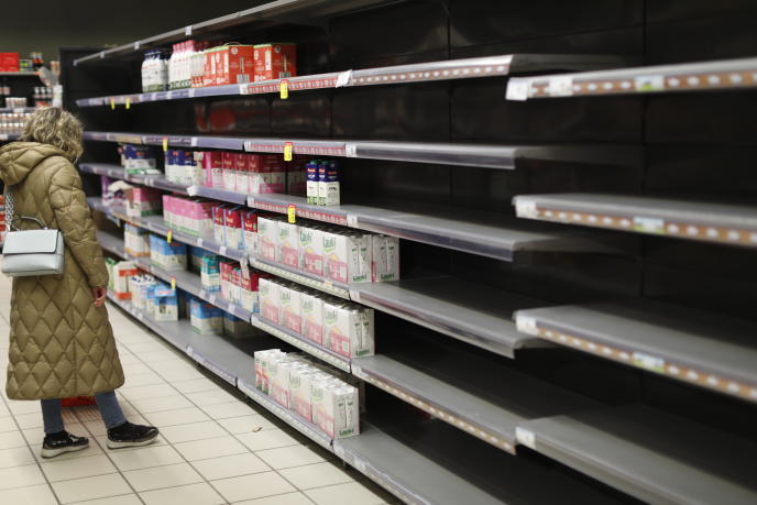 La leche ha sido uno de los productos que más han escaseado en los supermercados