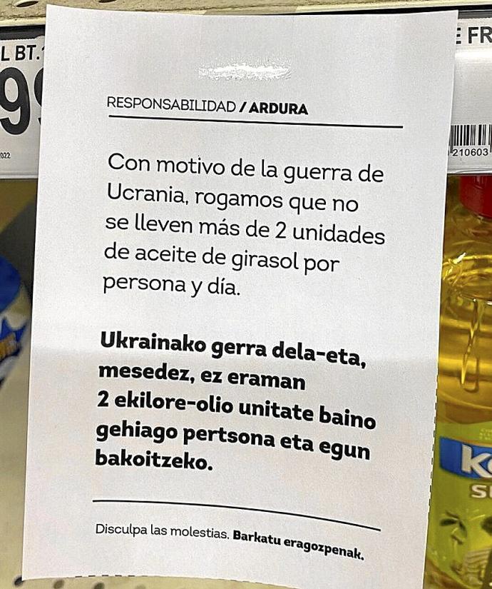 Solo dos unidades de aceite de girasol por persona y día, reza el cartel.