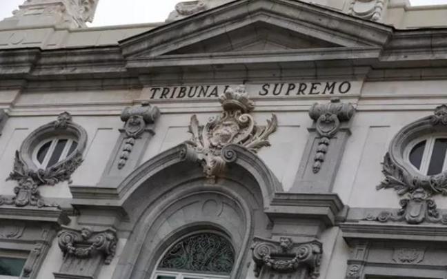 Fachada del edificio del Tribunal Supremo.