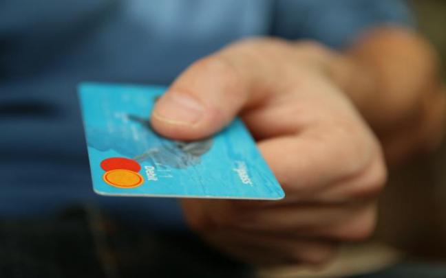 El pago con tarjeta es un paso más en la digitalización El pago con tarjeta es un paso más en la digitalización
