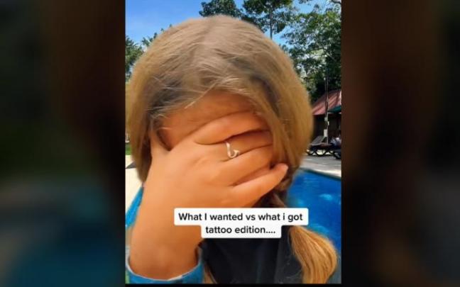 El resultado del tatuaje no fue el esperado.