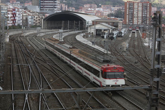 La solución del TAV en Bilbao pasaría por un apeadero en Basauri y un tren de Cercanías hasta la estación de Abando