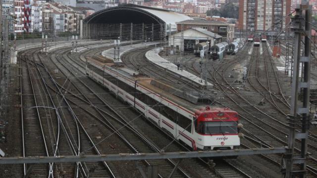 La solución del TAV en Bilbao pasaría por un apeadero en Basauri y un tren de Cercanías hasta la estación de Abando