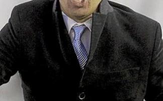 Un técnico experto en la materia