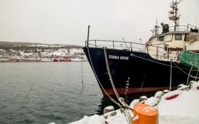 Puerto de Terranova al que este viernes se espera lleguen los supervivientes y los tripulantes fallecidos Puerto de Terranova al que este viernes se espera lleguen los supervivientes y los tripulantes fallecidos