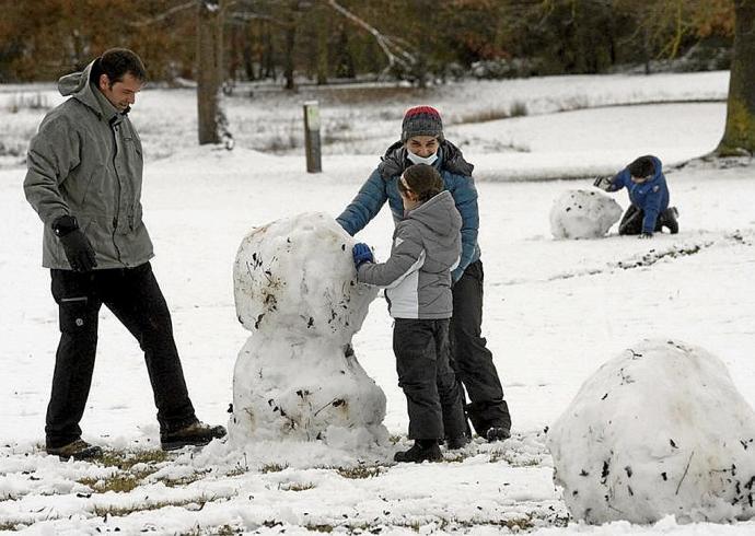 El territorio alavés deja atrás la alerta naranja por nieve sin incidencias graves