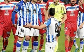 Real Sociedad - Espanyol | El beaterio de Iñaki de Mujika: una tienda de misales