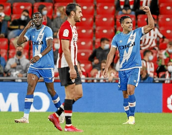 Falcao celebra uno de sus goles contra el Athletic. Foto: Borja Guerrero