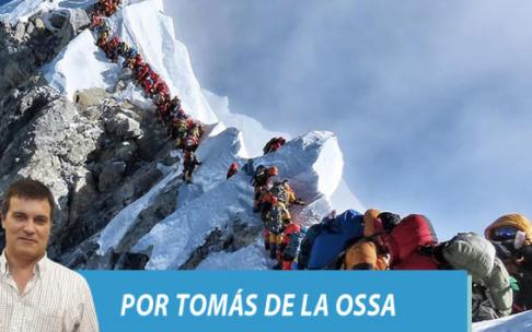 150 personas en la cima
