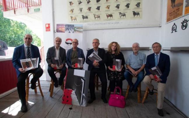 Una revista conmemora el centenario de la Plaza de Toros de Pamplona
