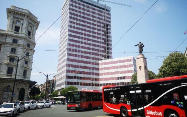 La Torre Bizkaia de Bilbao abrirá sus puertas en julio del próximo año La Torre Bizkaia de Bilbao abrirá sus puertas en julio del próximo año
