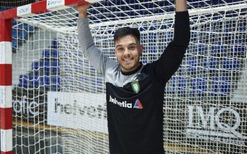 Ander Torriko seguirá en el Anaitasuna.