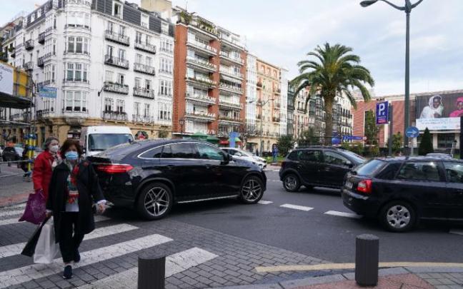 La convivencia entre peatones y conductores se complica a veces. La convivencia entre peatones y conductores se complica a veces.