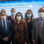 Cargos institucionales durante la presentación del informe sobre el 'tren rápido' entre Santander y Bilbao.