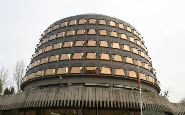 Edificio del Tribunal Constitucional. Edificio del Tribunal Constitucional.