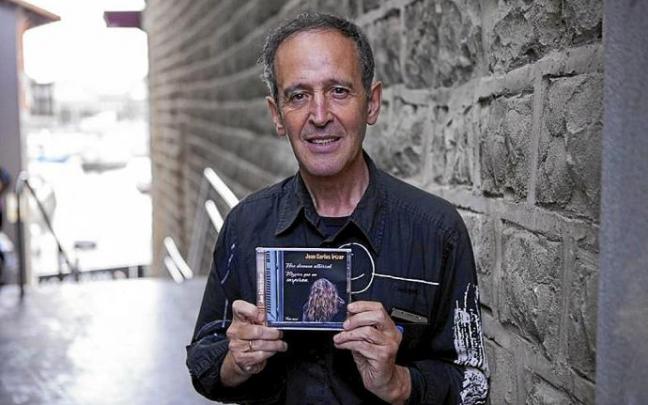 Irizar, fallecido en abril, en la presentación de un disco. Foto: N.G. Irizar, fallecido en abril, en la presentación de un disco. Foto: N.G.
