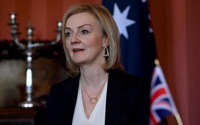 La ministra de Exteriores británica, Liz Truss