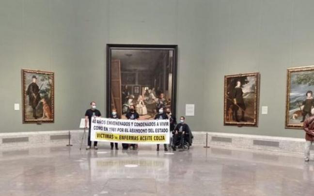 Las seis víctimas del aceite de colza en la sala de las Meninas del Museo del Prado Las seis víctimas del aceite de colza en la sala de las Meninas del Museo del Prado