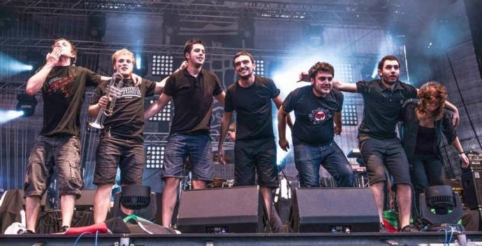 El puerto de Armintza acogerá una nueva edición del Txapel Reggae el 16 de julio.