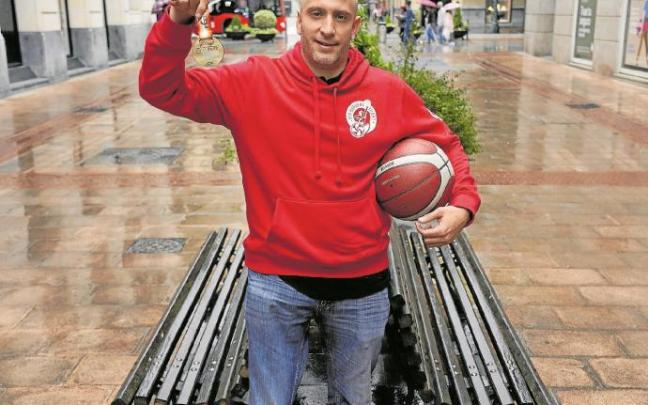 Txema Avendaño, jugador del Bidaideak Bilbao BSR Txema Avendaño, jugador del Bidaideak Bilbao BSR