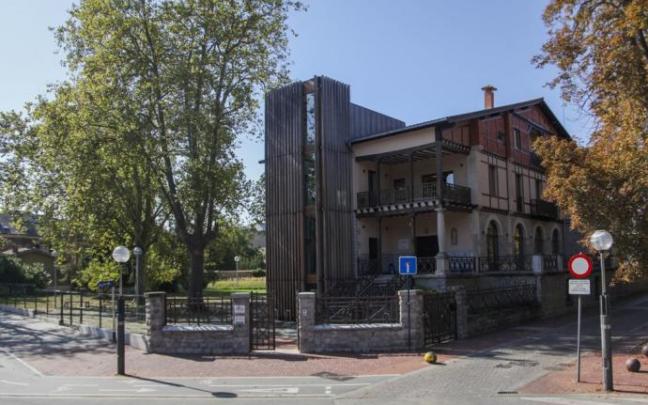 Caserón de Gure Txokoa, donde se pretende trasladar la sede de Amvisa. Caserón de Gure Txokoa, donde se pretende trasladar la sede de Amvisa.