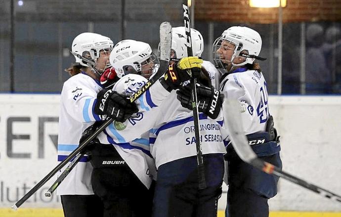 El equipo femenino inicia la liga mañana. Foto: Gorka Estrada