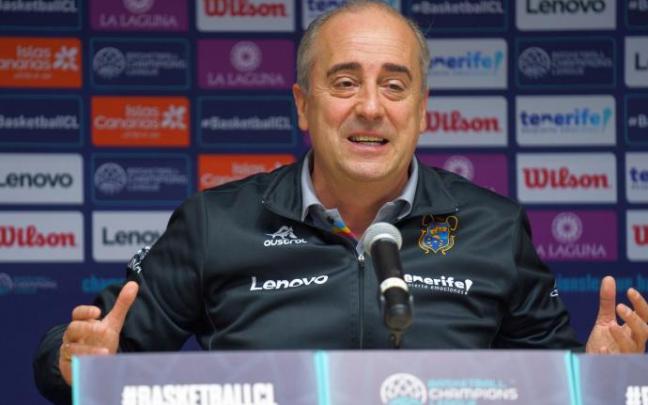 Txus Vidorreta, entrenador del Lenovo Tenerife.