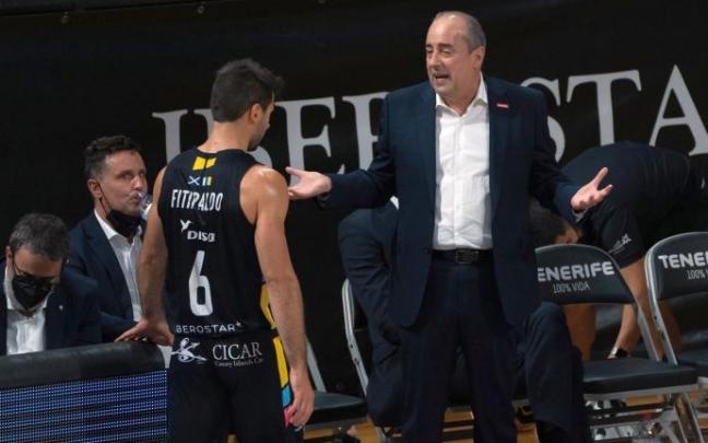 Txus Vidorreta, técnico del Lenovo Tenerife y exentrenador del Bilbao Basket.
