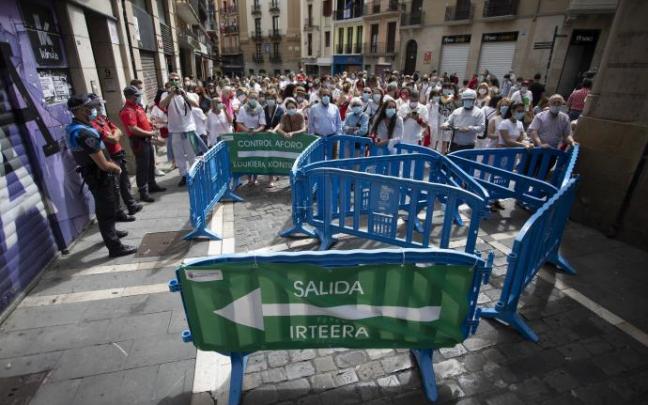 Contro del acceso a la Plaza del Ayuntamiento el 6 de julio del año pasado Contro del acceso a la Plaza del Ayuntamiento el 6 de julio del año pasado