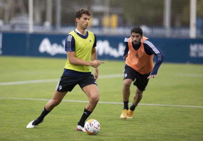 Lucas Torró, en una acción del entrenamiento de este miércoles.