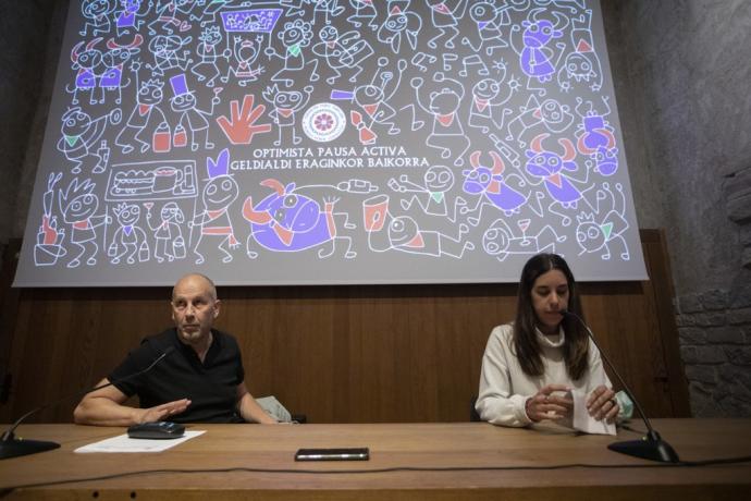 Rueda de prensa de la Federación de Peñas previa a los 'no sanfermines' en la que se presentarán las pancartas.