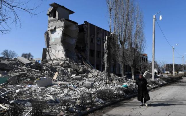 Los bombardeos rusos se siguen cebando con ciudades como Járkov o Mariúpol