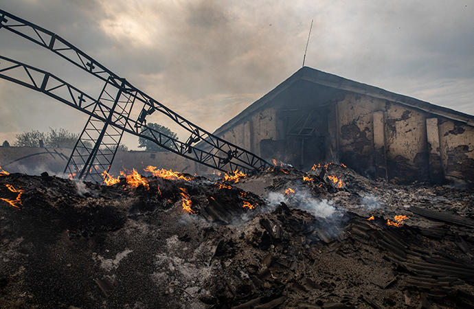 Un silo destruido tras un ataque ruso en Donetsk.