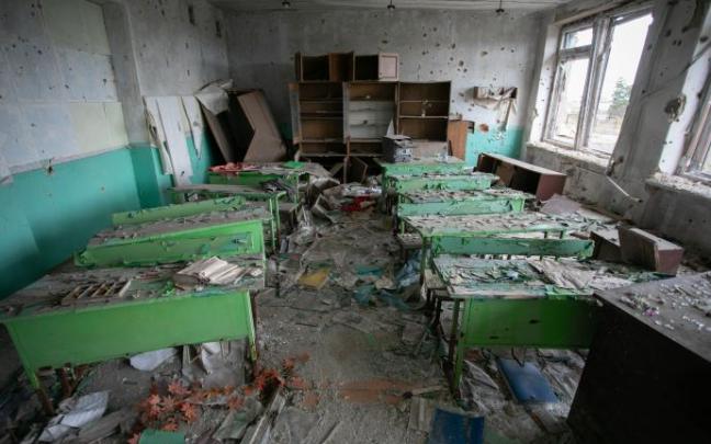 Una escuela destruida en Ucrania.