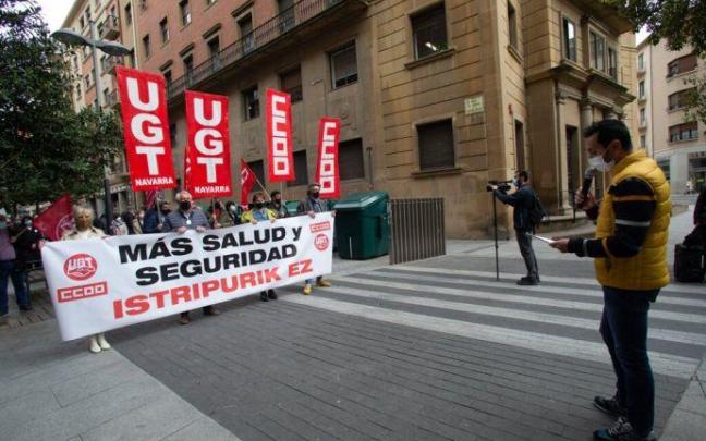 Una protesta de UGT y CCOO, en el Día Internacional de la Salud y la Seguridad Laboral de 2021. Una protesta de UGT y CCOO, en el Día Internacional de la Salud y la Seguridad Laboral de 2021.