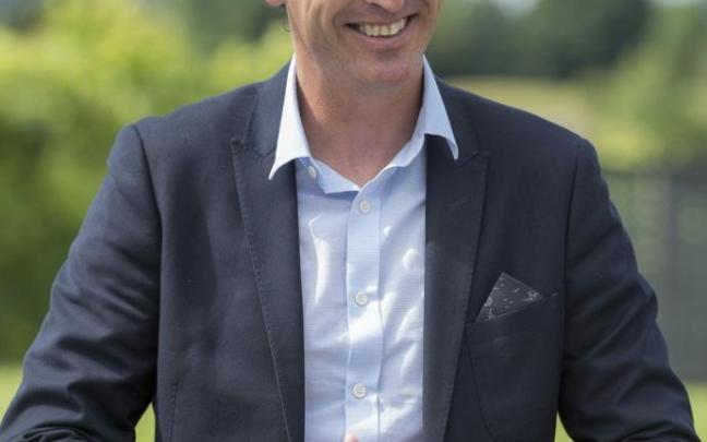 Unai Emery encabeza el grupo que tomará las riendas del Real Unión el 21 de julio Unai Emery encabeza el grupo que tomará las riendas del Real Unión el 21 de julio