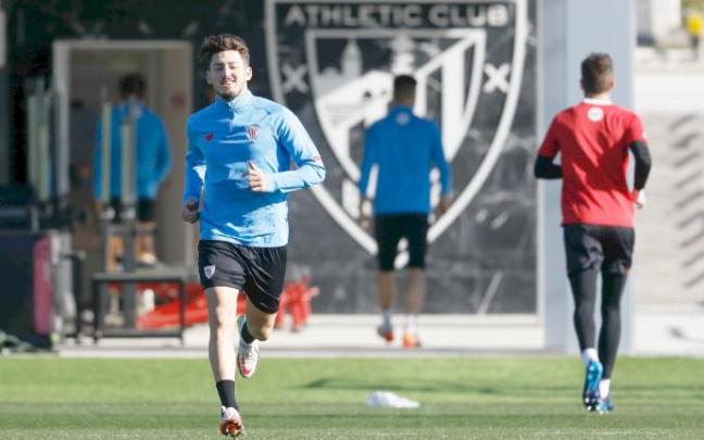Unai Vencedor durante el entrenamiento del Athletic del miércoles en Lezama Unai Vencedor durante el entrenamiento del Athletic del miércoles en Lezama
