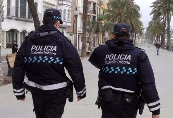 Agentes de la Guardia Urbana de Badalona han detenido a los presuntos autores de la violación.